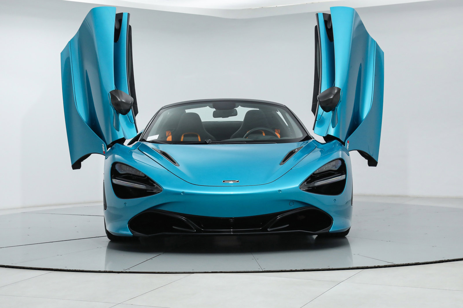 2020 MCLAREN 720S SPIDER, 2/20