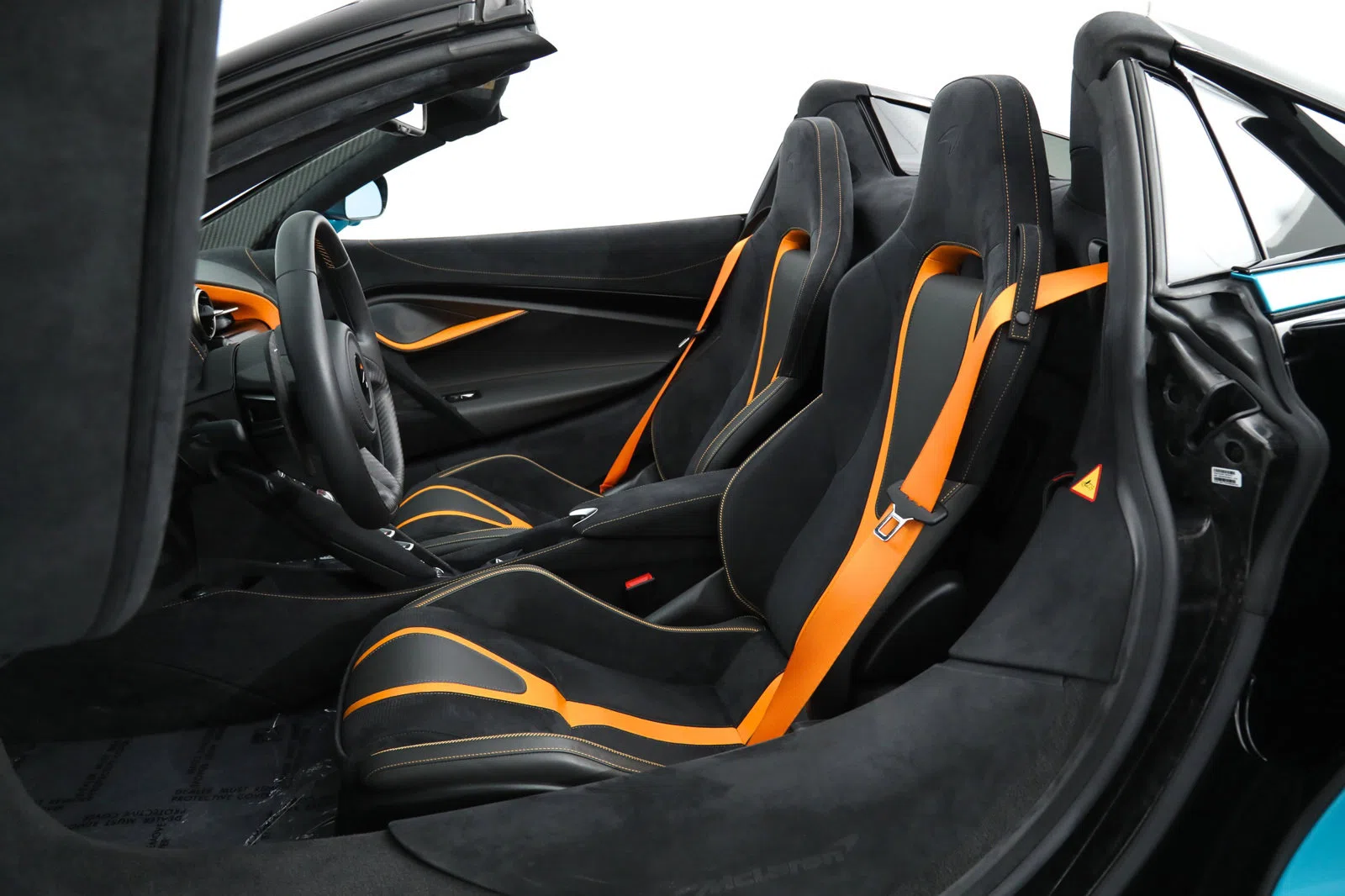 2020 McLaren 720S Spider interior, seats