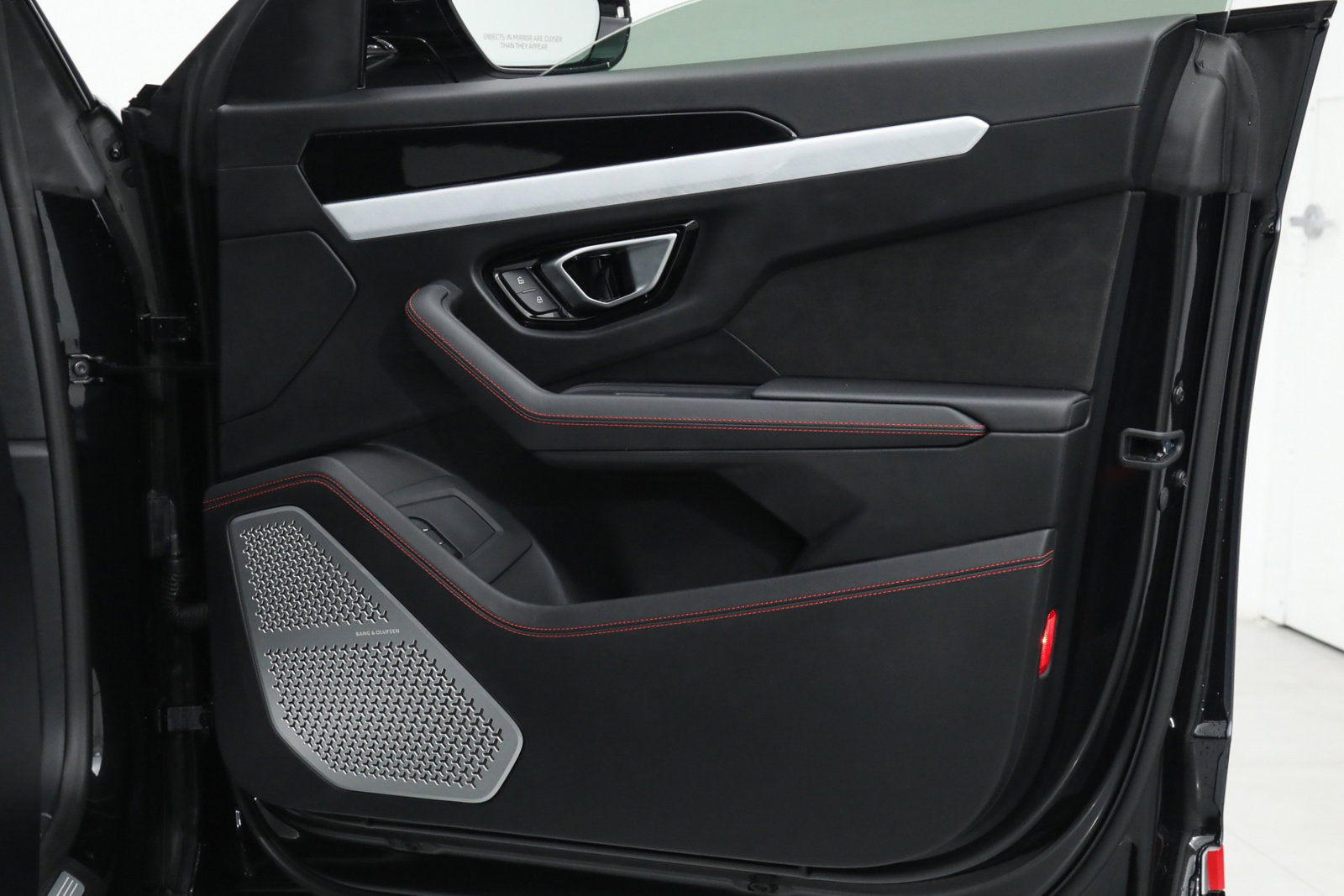 2021 LAMBORGHINI URUS GRAPHITE CAPSULE, 11/17