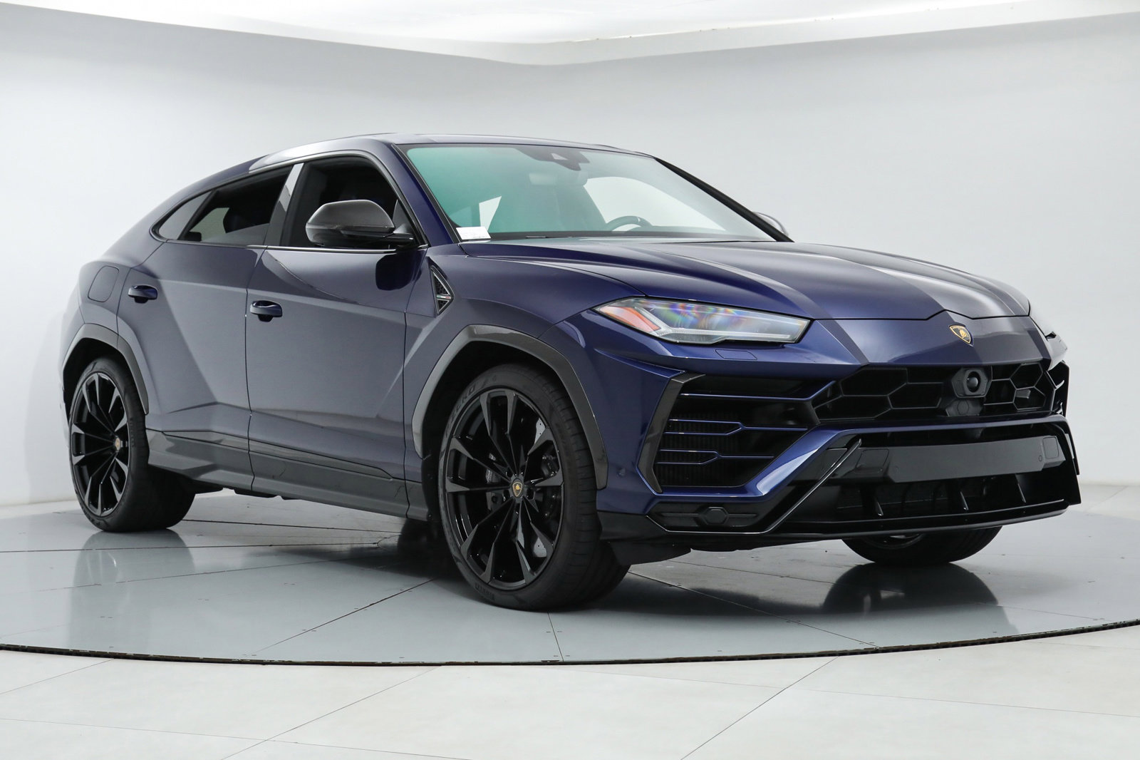 2021 LAMBORGHINI URUS