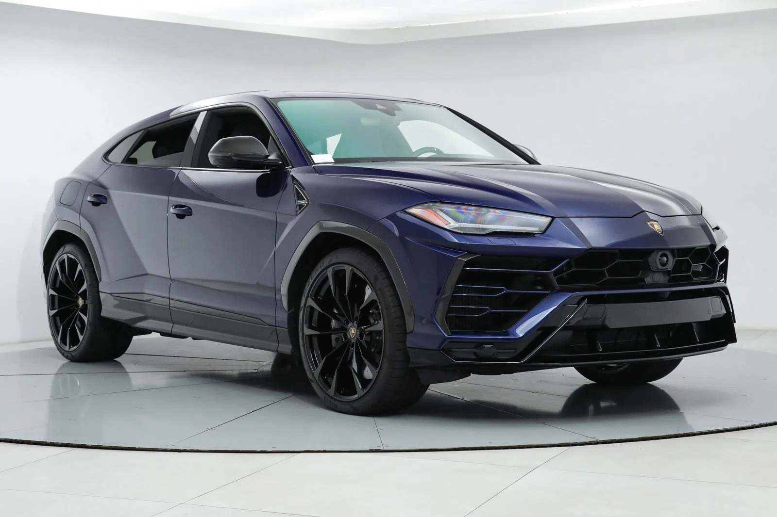 2021 LAMBORGHINI URUS