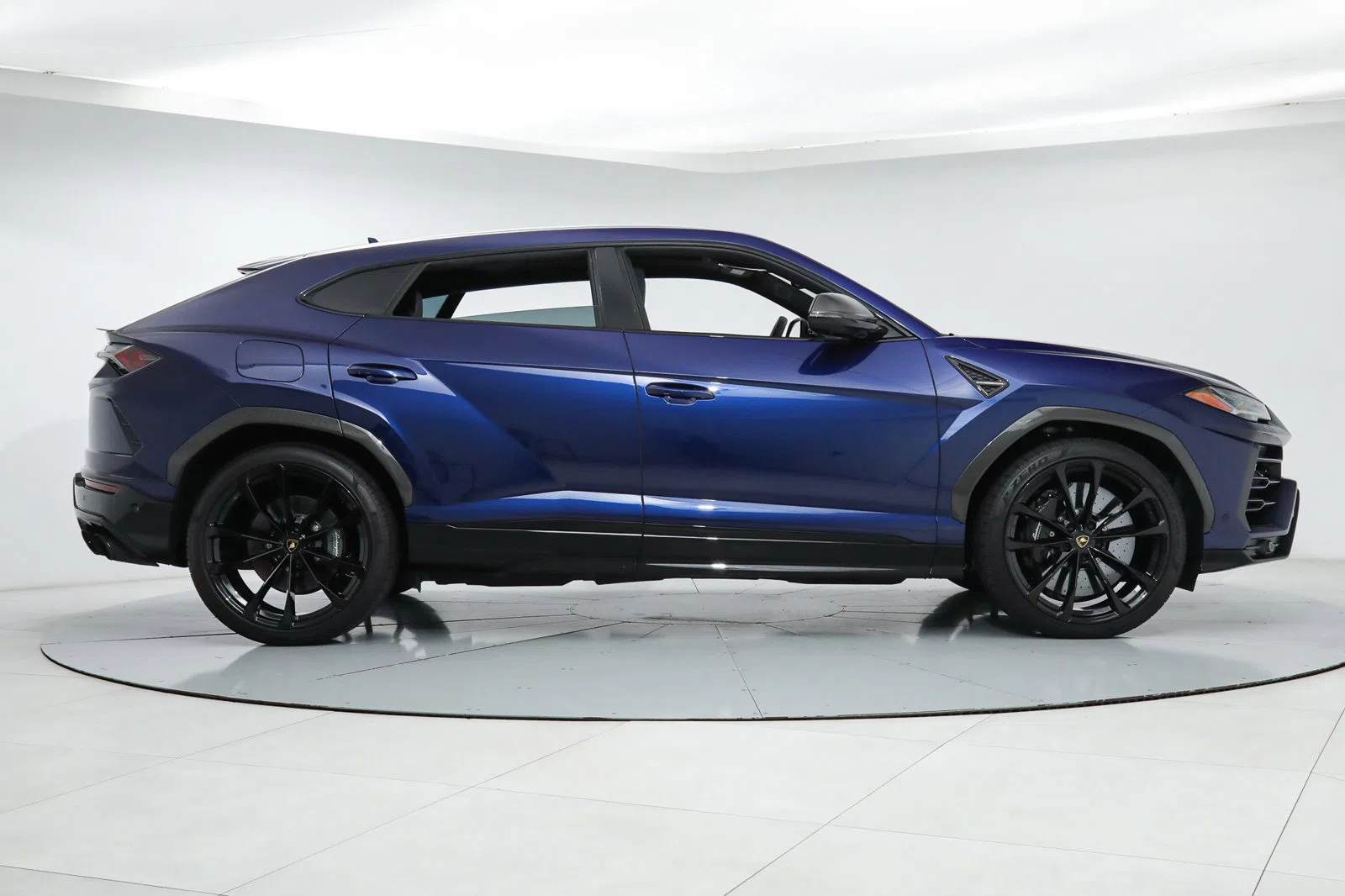 2021 Lamborghini Urus for sale, exterior
