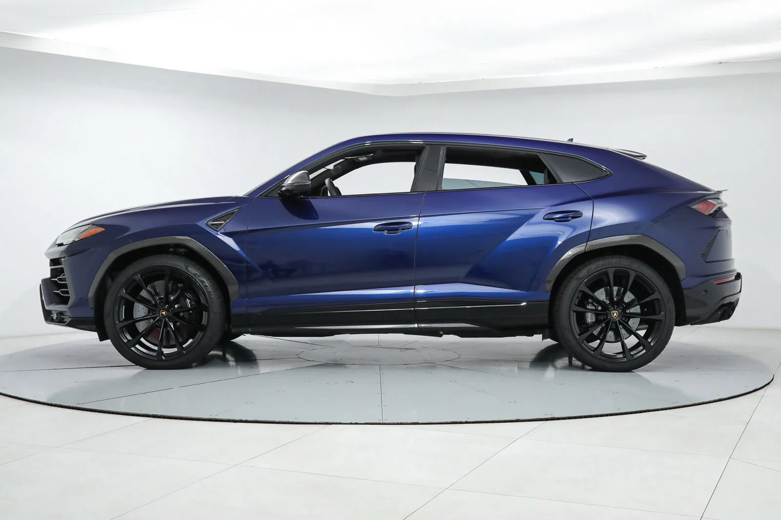 2021 Lamborghini Urus for sale, exterior