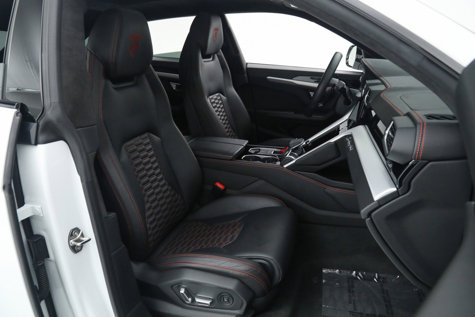 2020 LAMBORGHINI URUS, 9/16
