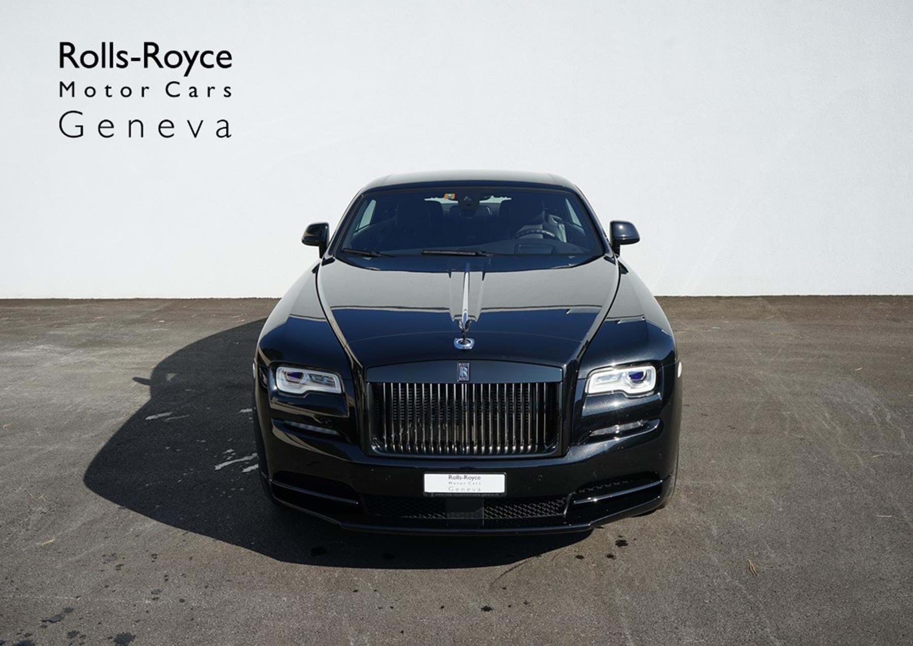 2017 Rolls-Royce Wraith Black Badge Diamond Black, 3/17