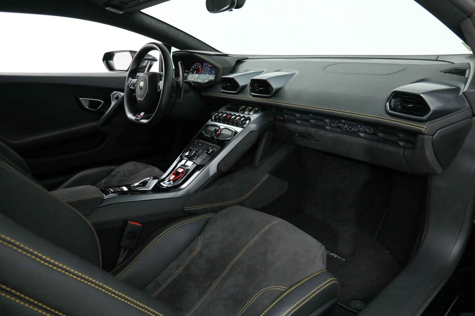 2015 LAMBORGHINI HURACAN LP610-4, 3/16
