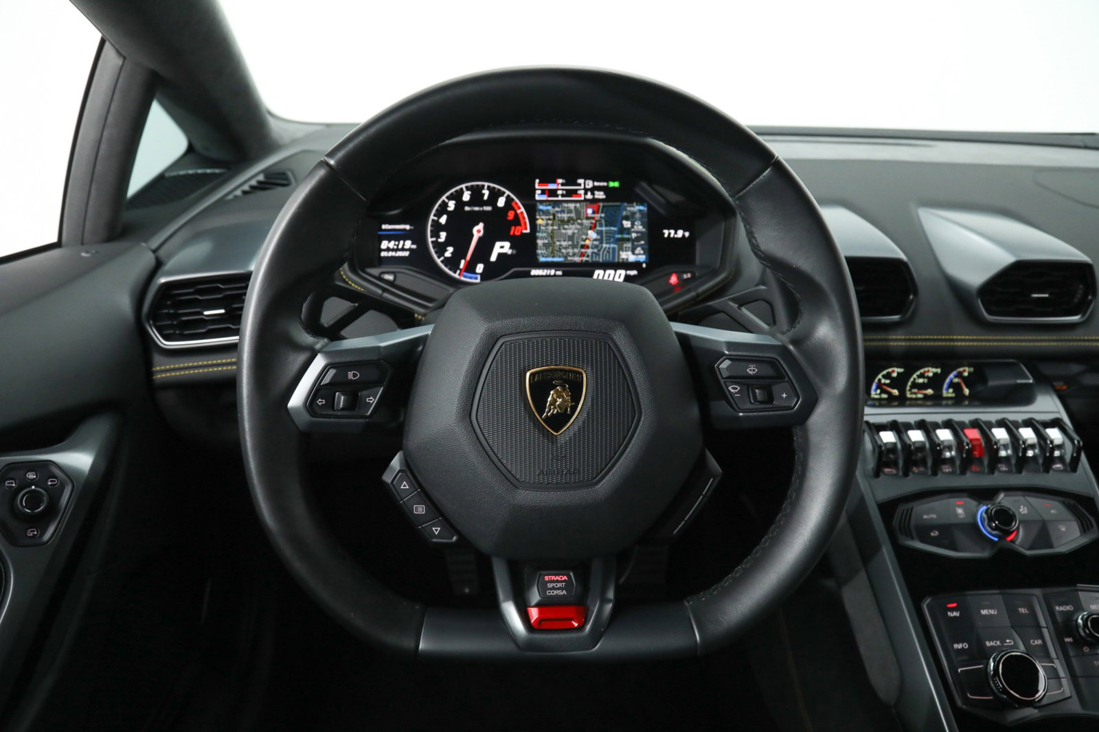 2015 LAMBORGHINI HURACAN LP610-4, 4/16