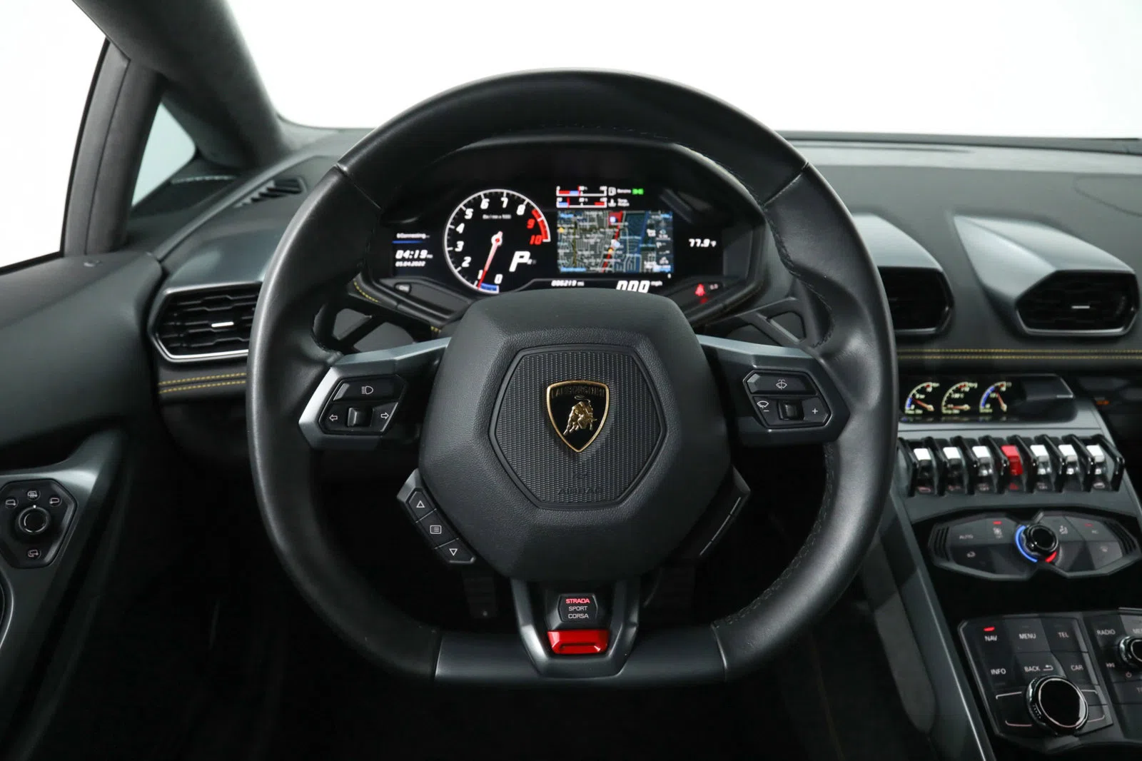2015 Lamborghini Huracan LP610-4 interior
