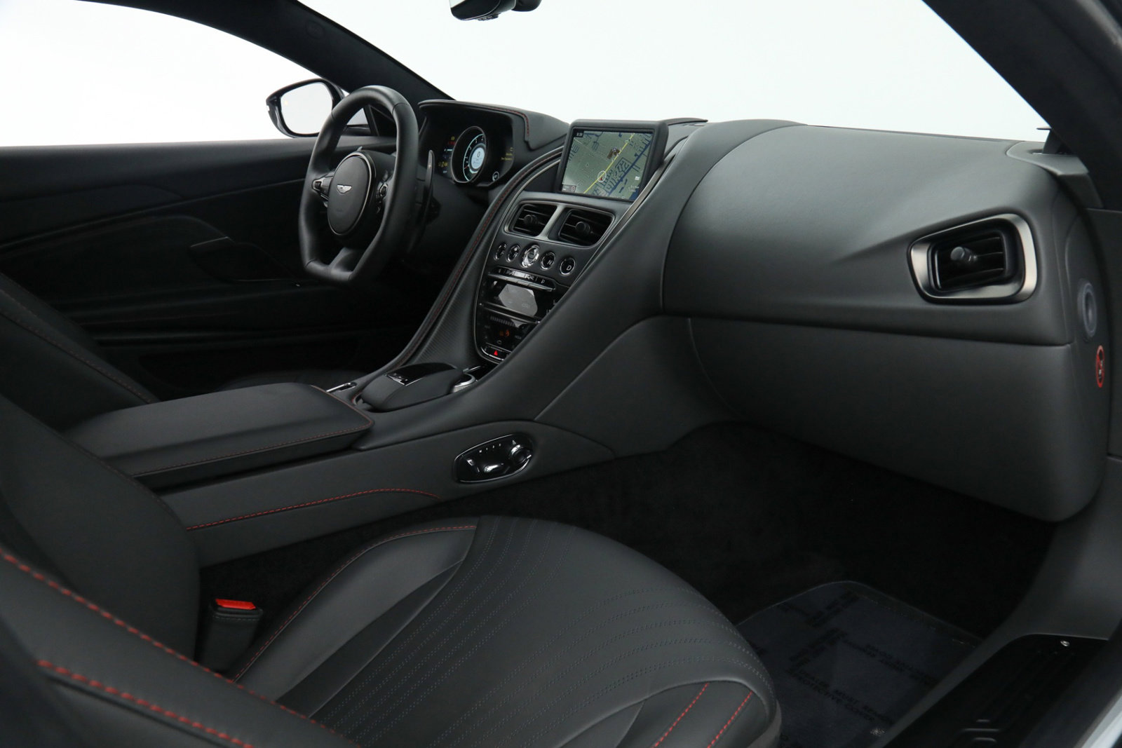 2020 ASTON MARTIN DB11 AMR, 8/15