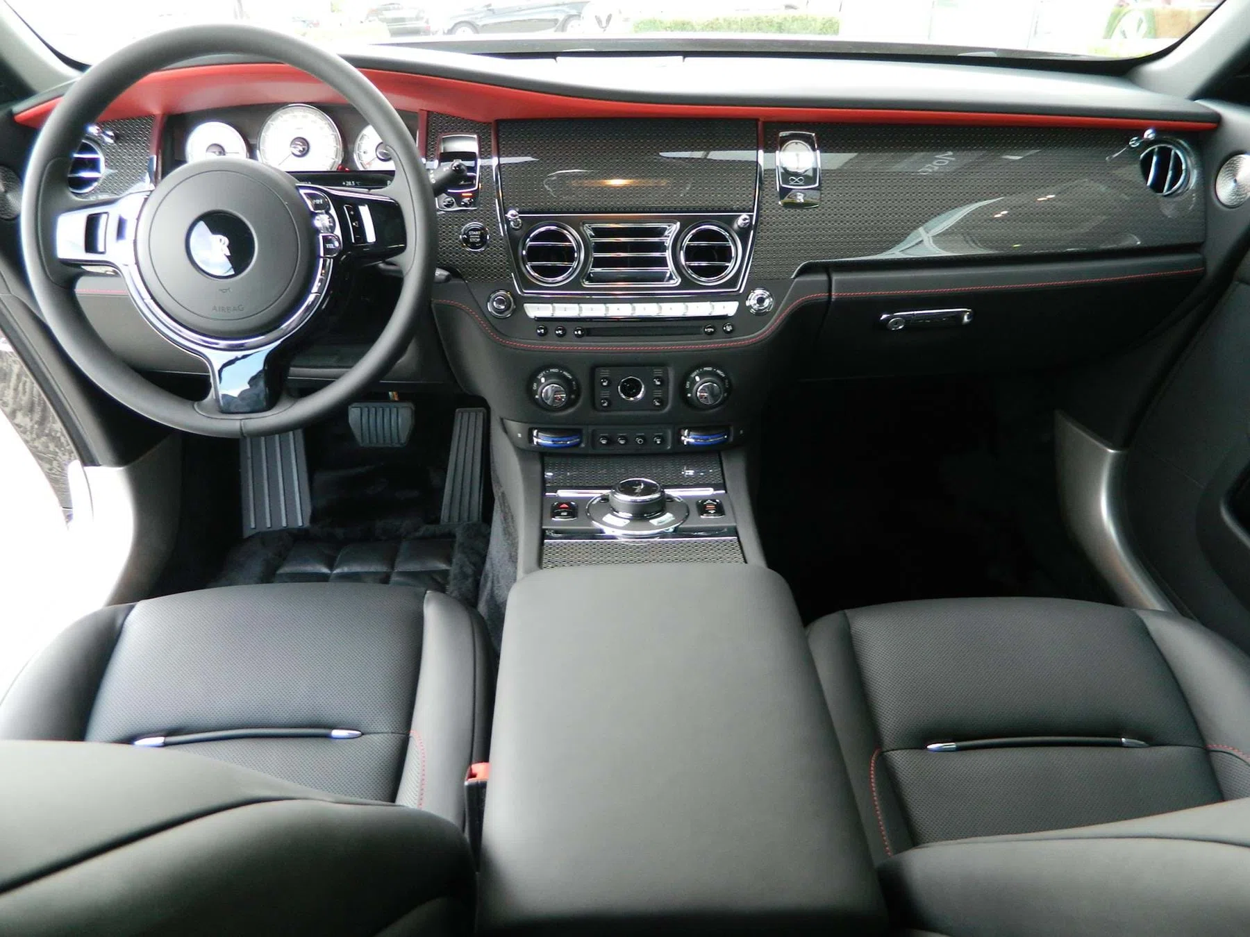 2017 Rolls-Royce Wraith Black Badge Diamond Black interior, Black & Mugello Red