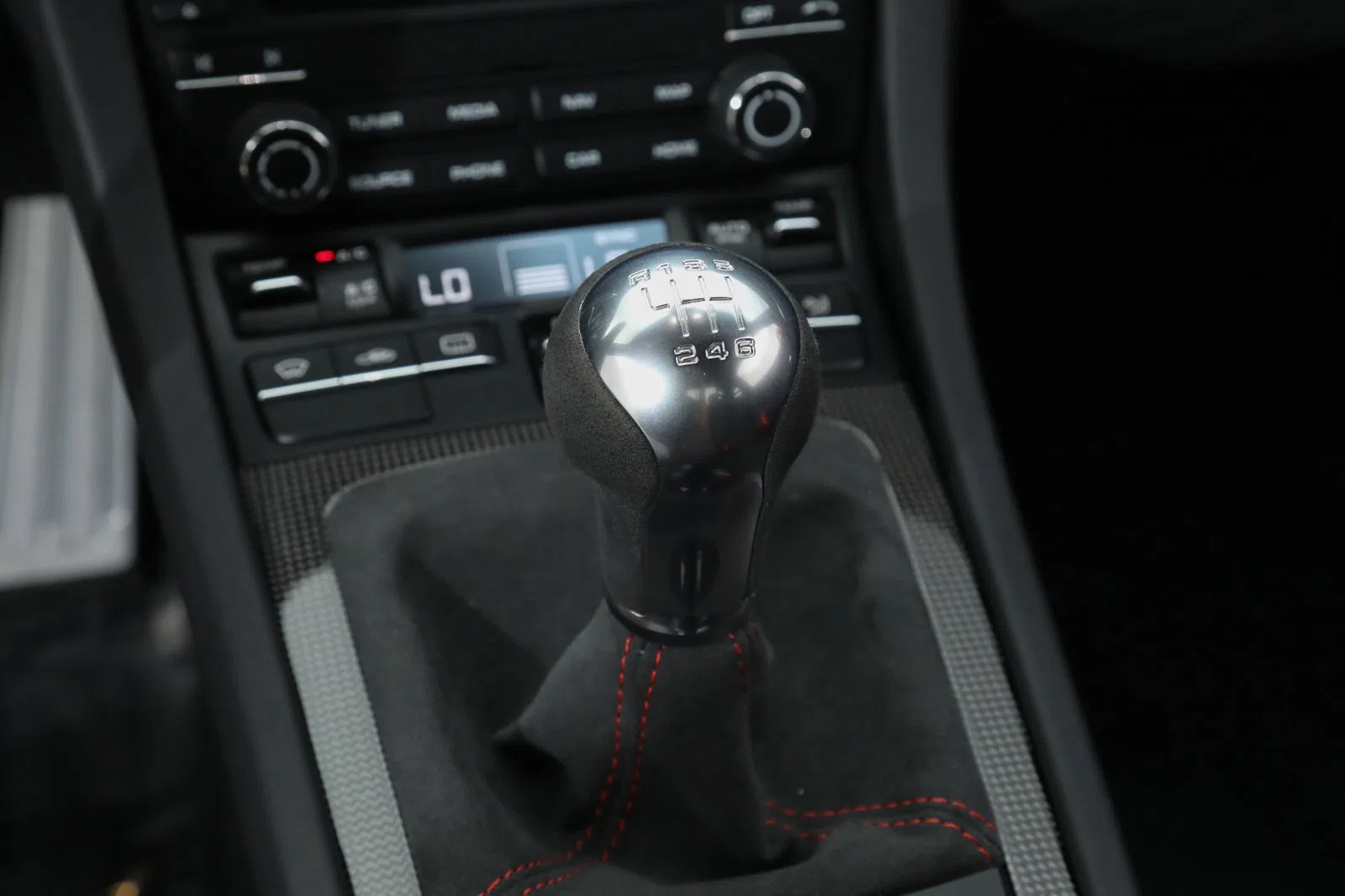 2018 Porsche 911 GT3 Coupe Manual interior, center console