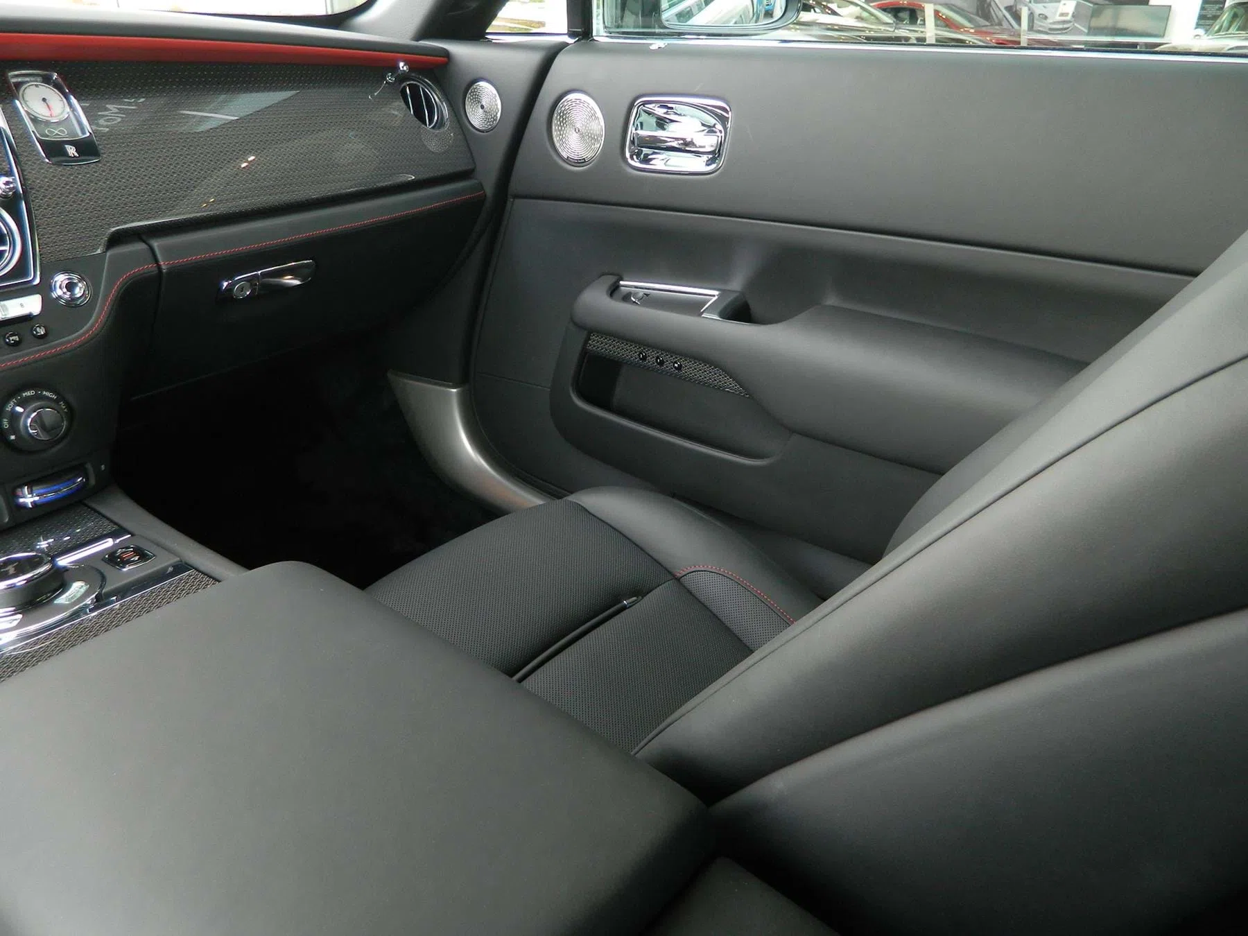 2017 Rolls-Royce Wraith Black Badge Diamond Black interior, door panel, Black & Mugello Red