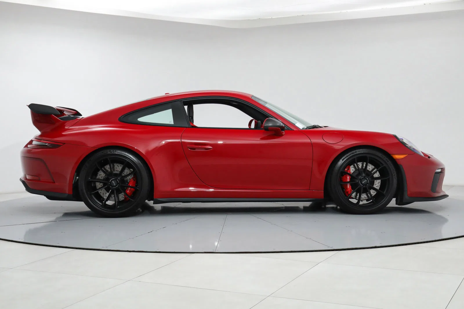 2018 Porsche 911 GT3 Coupe Manual, side profile