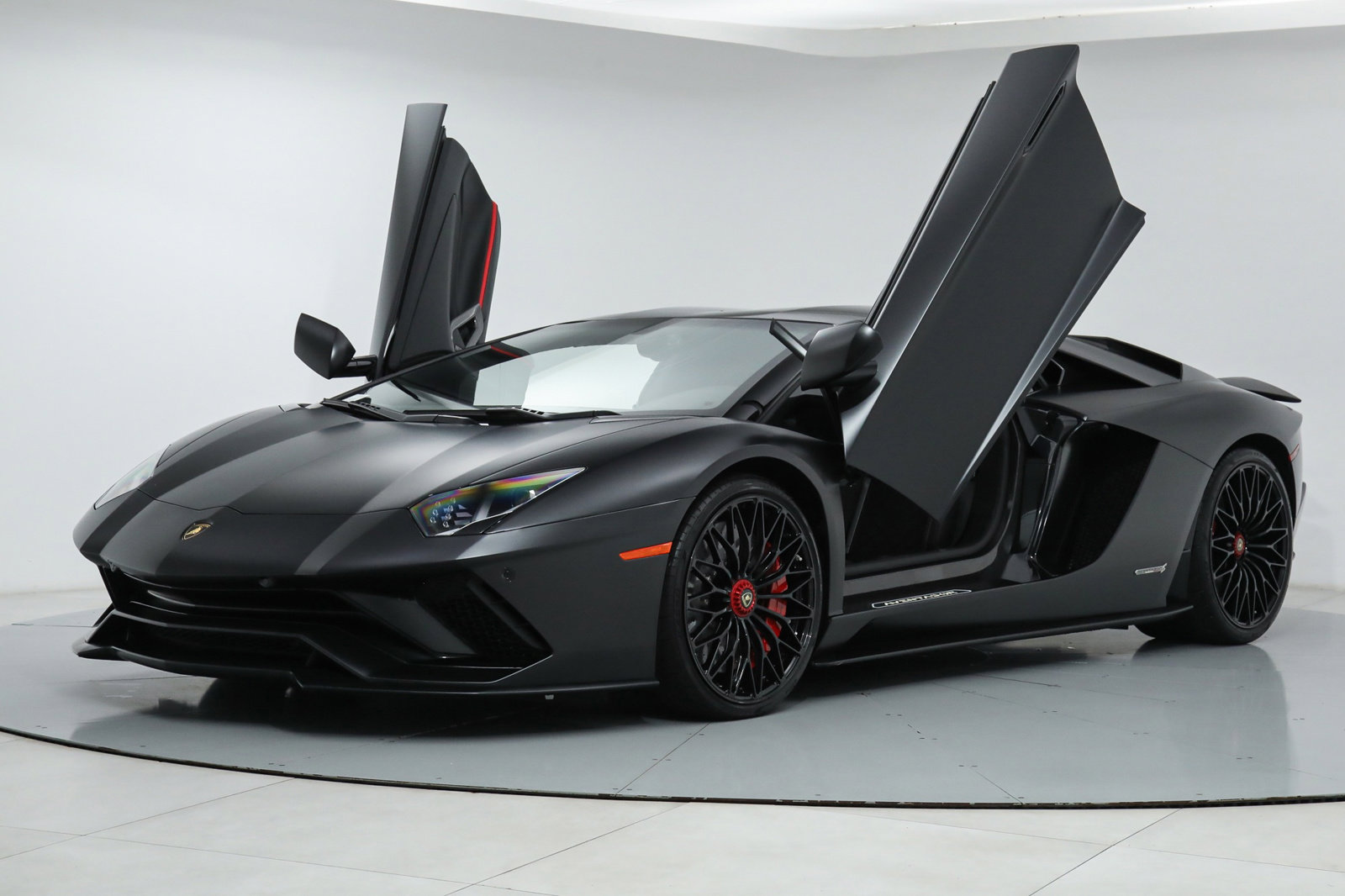 2018 LAMBORGHINI AVENTADOR S