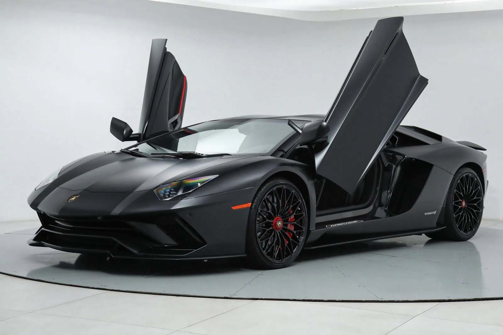 2018 LAMBORGHINI AVENTADOR S