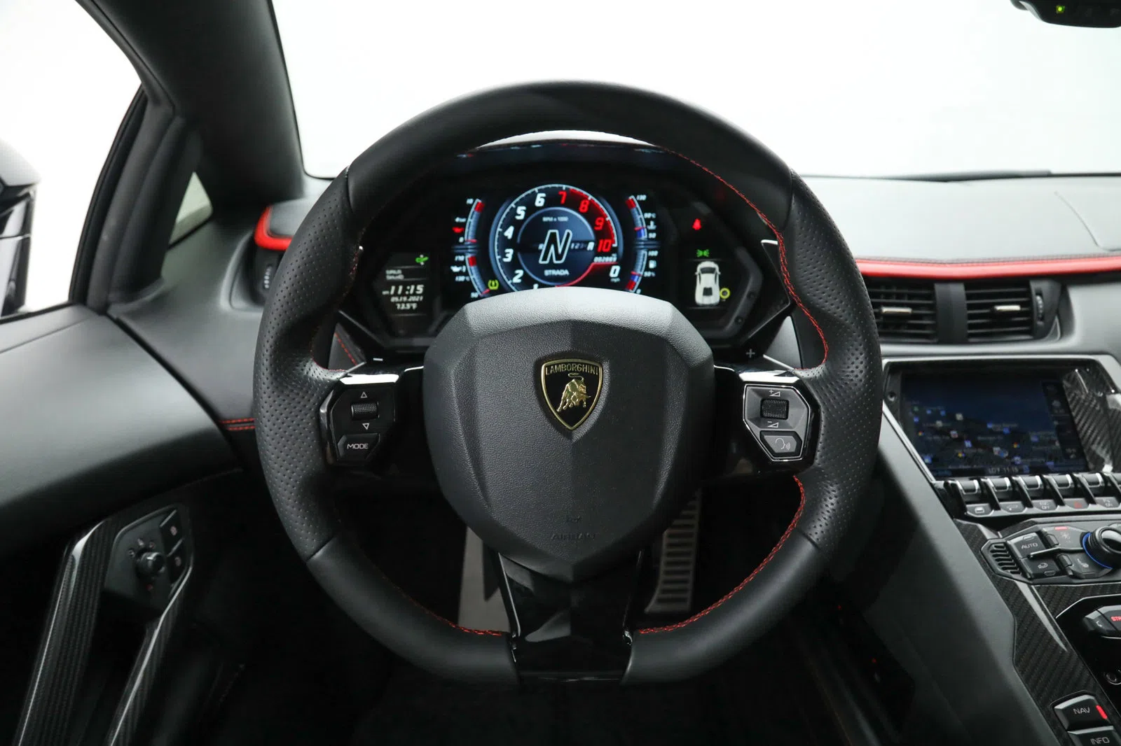 2018 Lamborghini Aventador S interior