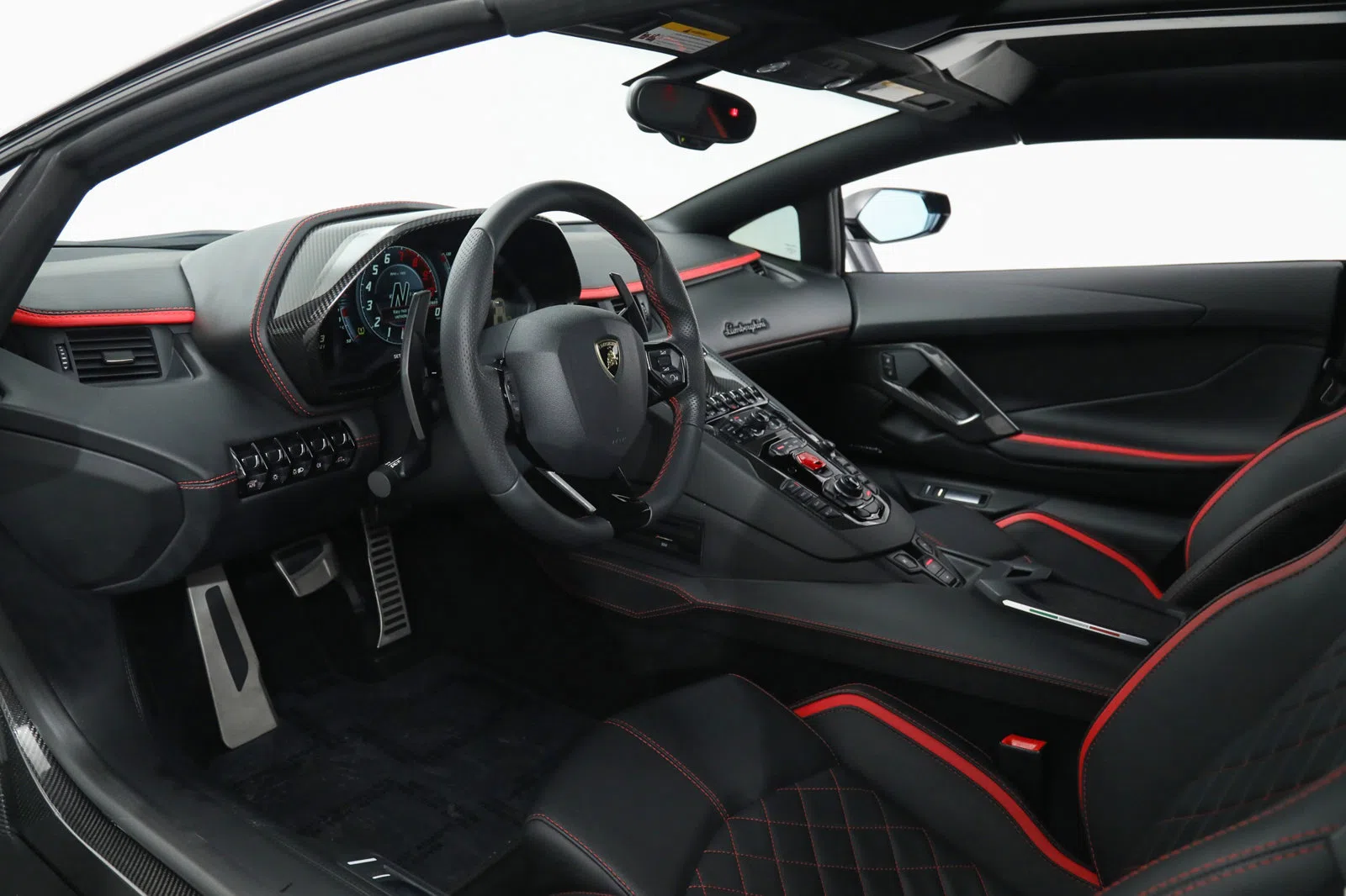 2018 Lamborghini Aventador S interior