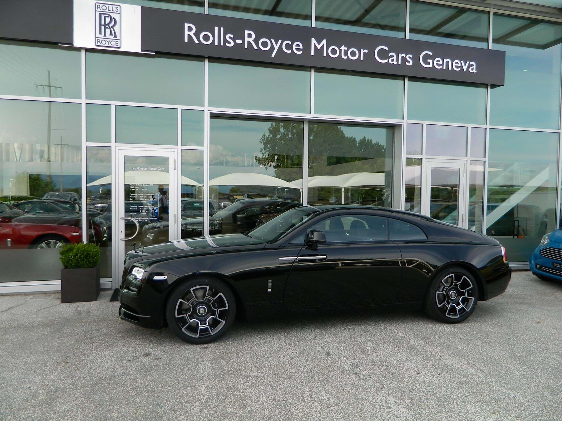 2017 Rolls-Royce Wraith Black Badge Diamond Black, 15/17
