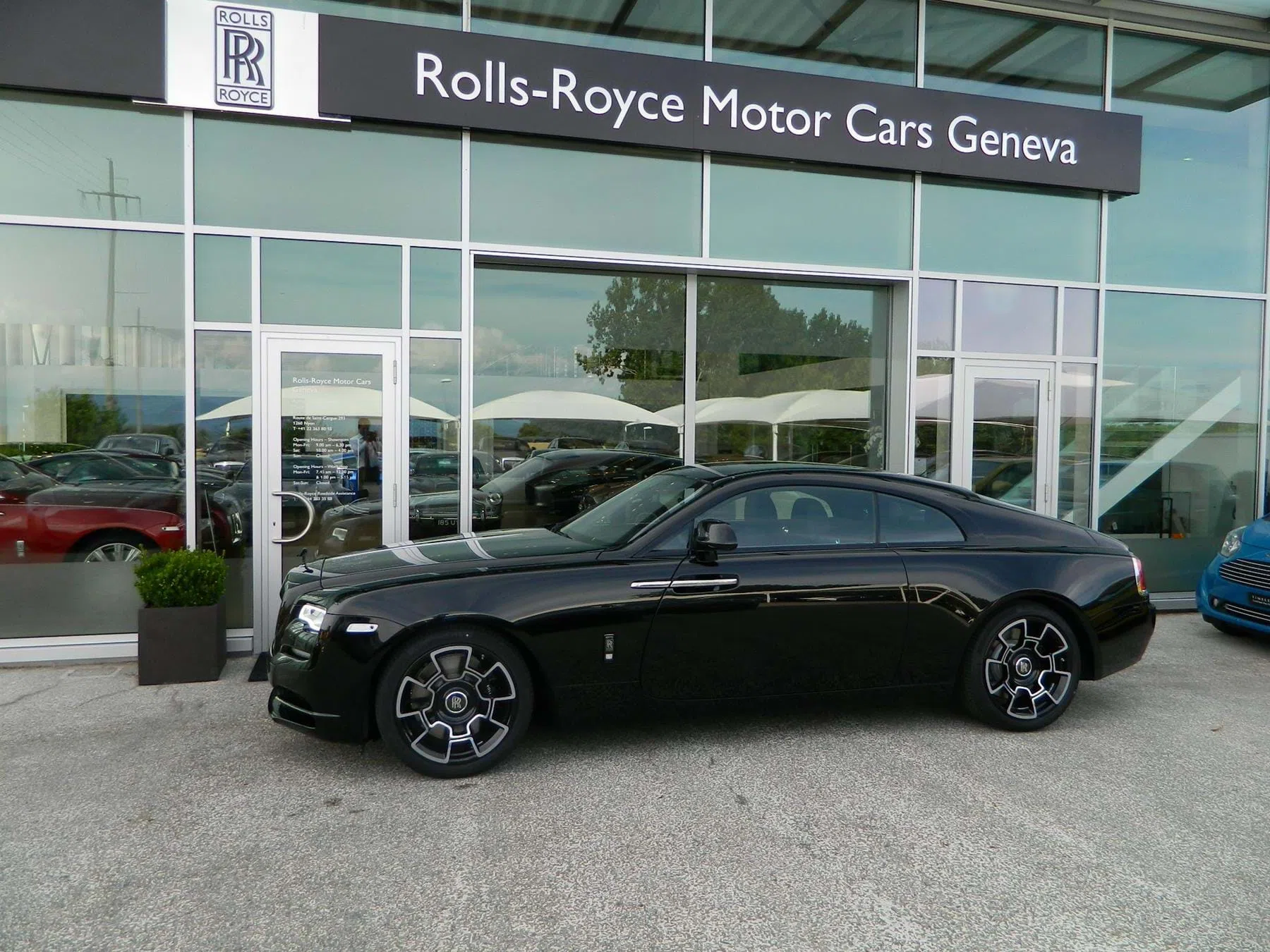 2017 Rolls-Royce Wraith Black Badge Diamond Black for sale, exterior, Diamond Black