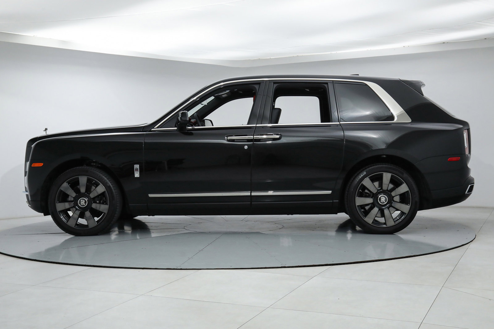 2022 ROLLS-ROYCE CULLINAN, 15/16