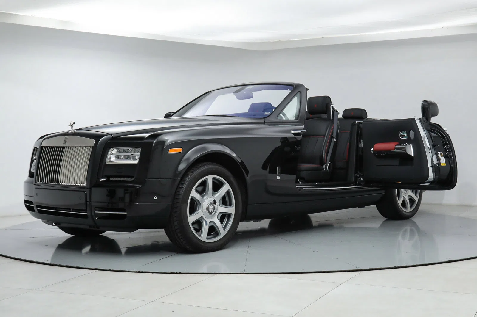 2016 ROLLS-ROYCE PHANTOM COUPE DROPHEAD