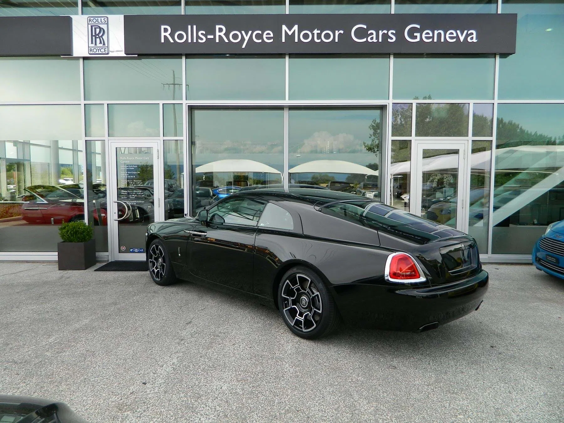 2017 Rolls-Royce Wraith Black Badge Diamond Black for sale, exterior, Diamond Black