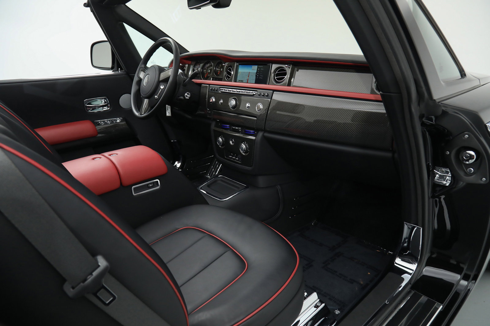 2016 ROLLS-ROYCE PHANTOM COUPE DROPHEAD, 4/19