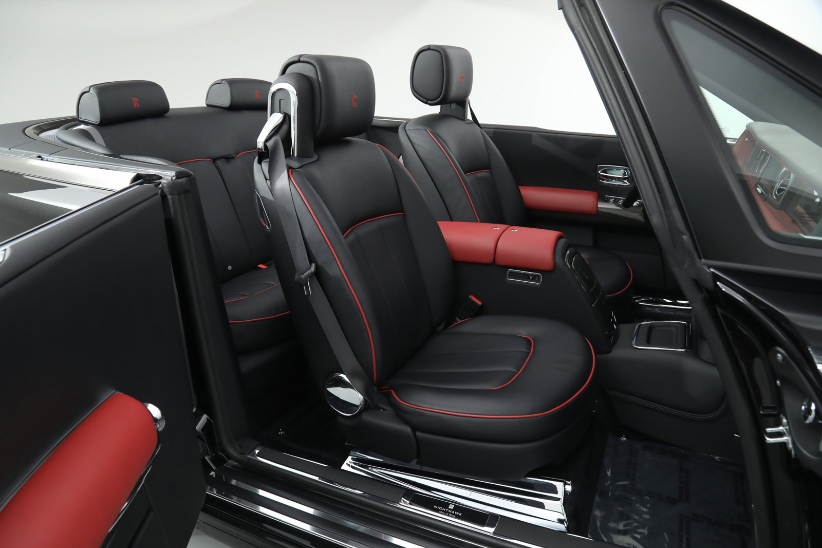 2016 ROLLS-ROYCE PHANTOM COUPE DROPHEAD, 10/19