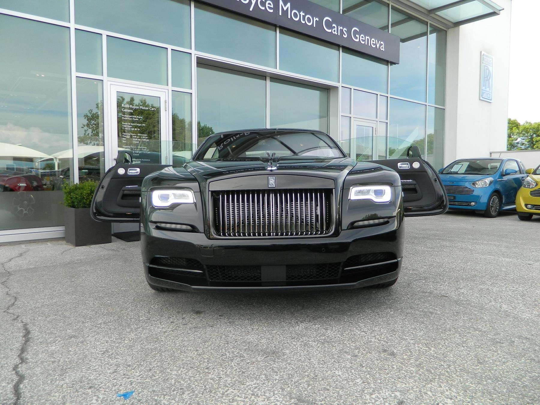 2017 Rolls-Royce Wraith Black Badge Diamond Black, 17/17