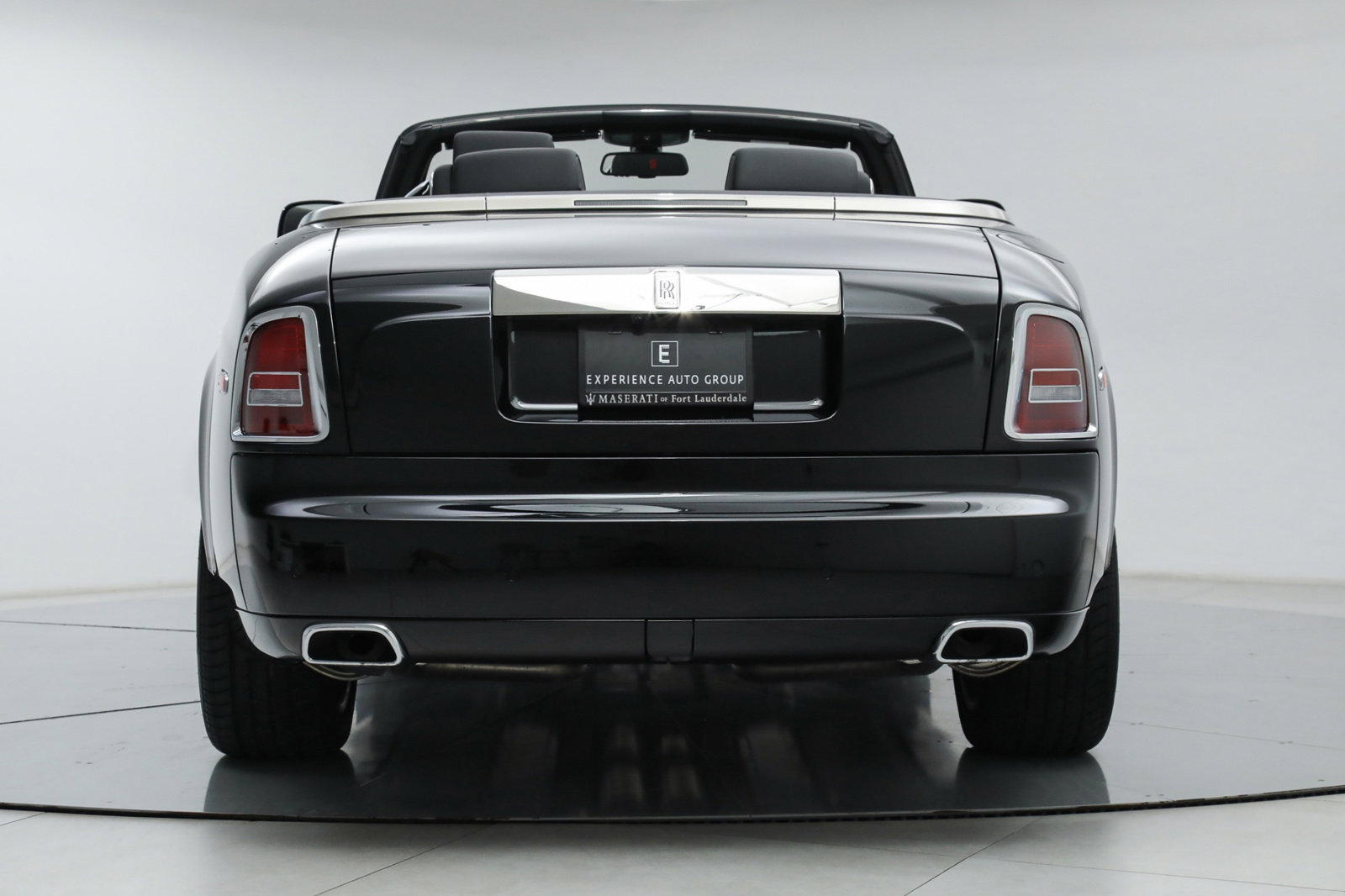2016 ROLLS-ROYCE PHANTOM COUPE DROPHEAD, 14/19
