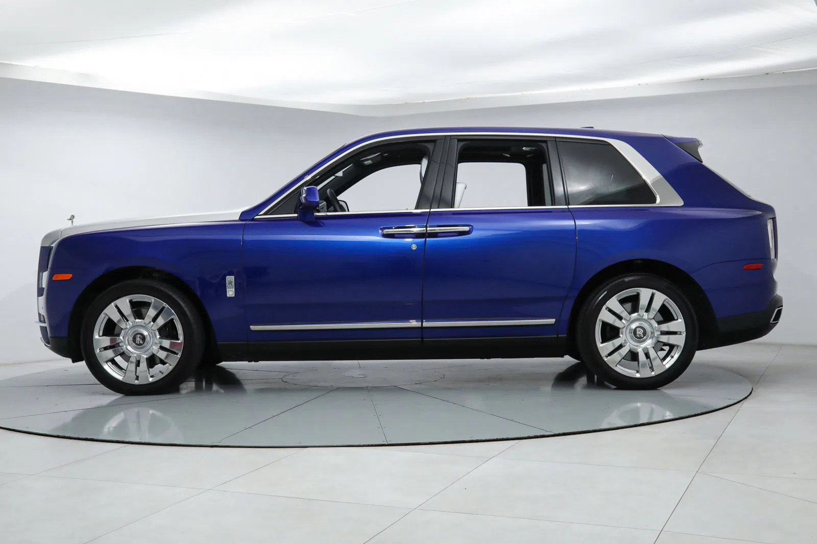 2019 Rolls-Royce Cullinan for sale, exterior
