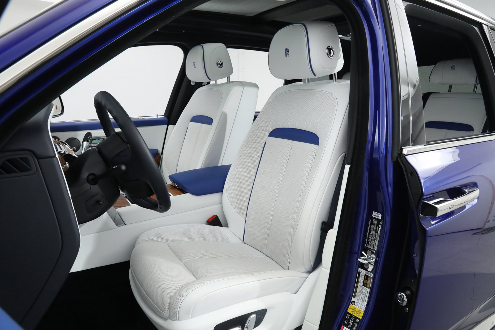 2019 ROLLS-ROYCE CULLINAN, 8/20