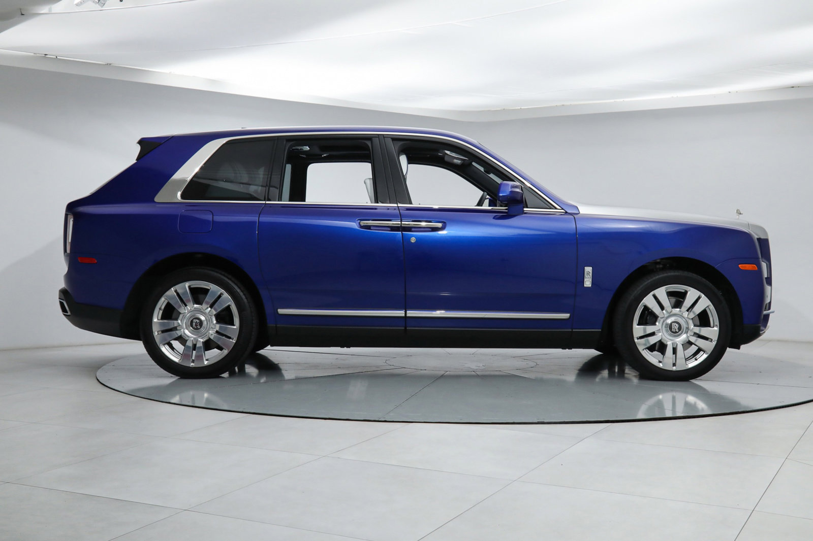 2019 ROLLS-ROYCE CULLINAN, 16/20