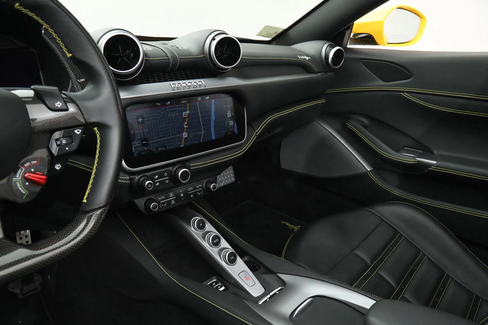 2019 Ferrari Portofino interior, dashboard