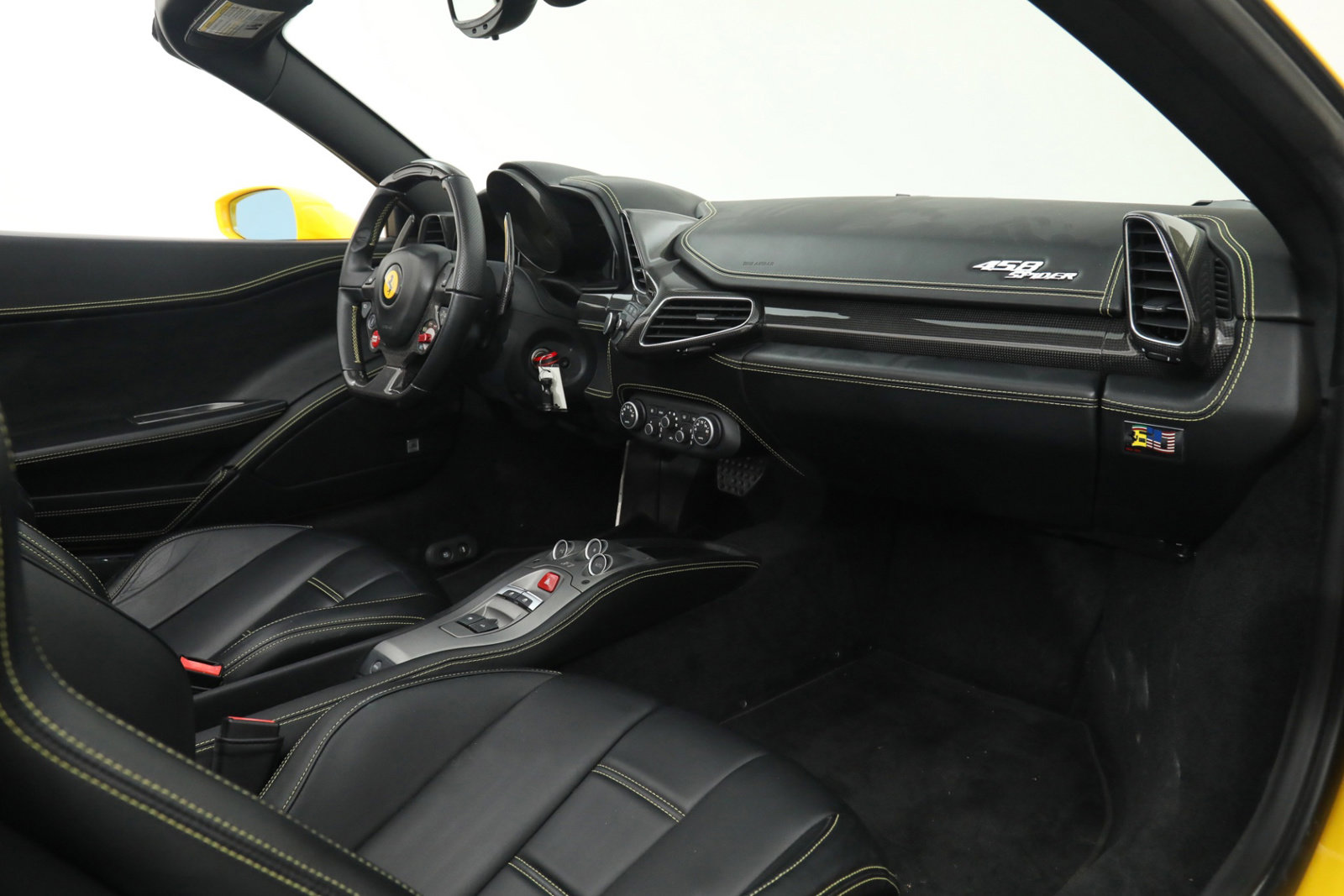 2015 FERRARI 458 SPIDER, 3/17