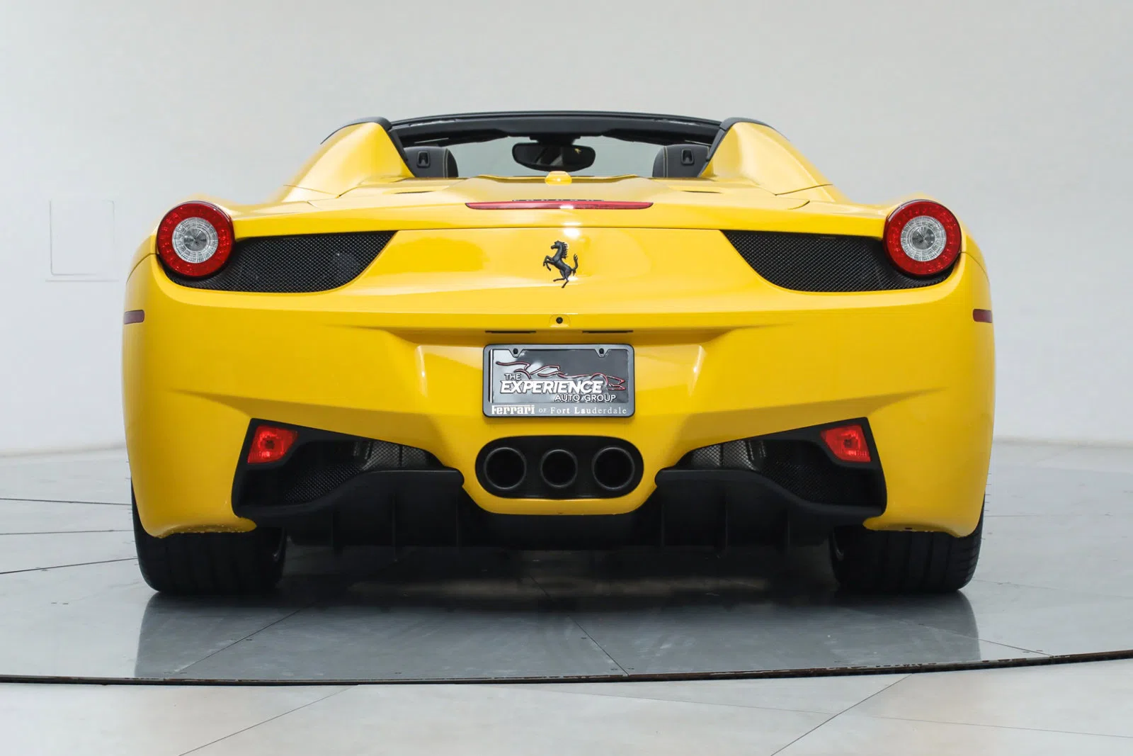 2015 Ferrari 458 Spider for sale, exterior