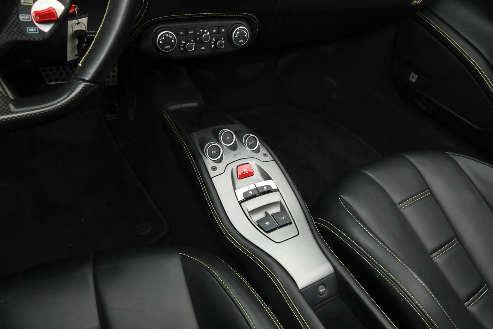 2015 FERRARI 458 SPIDER, 7/17