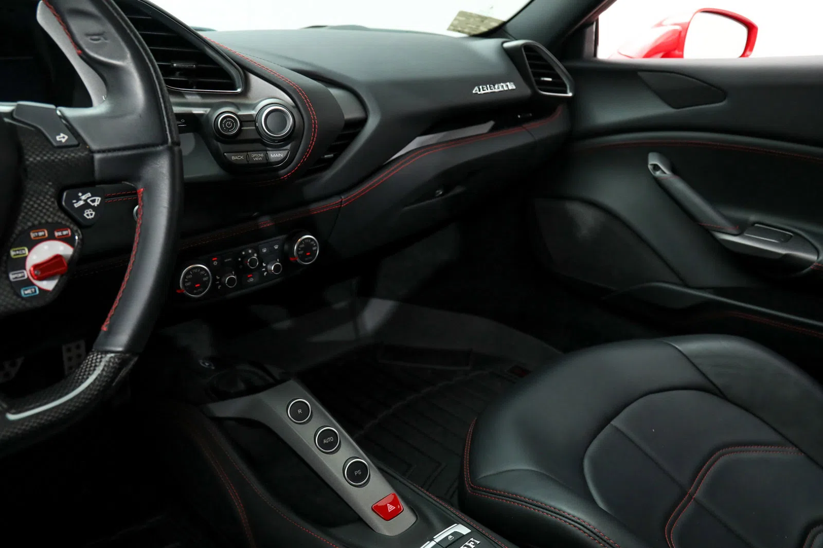 2018 FERRARI 488 GTB interior