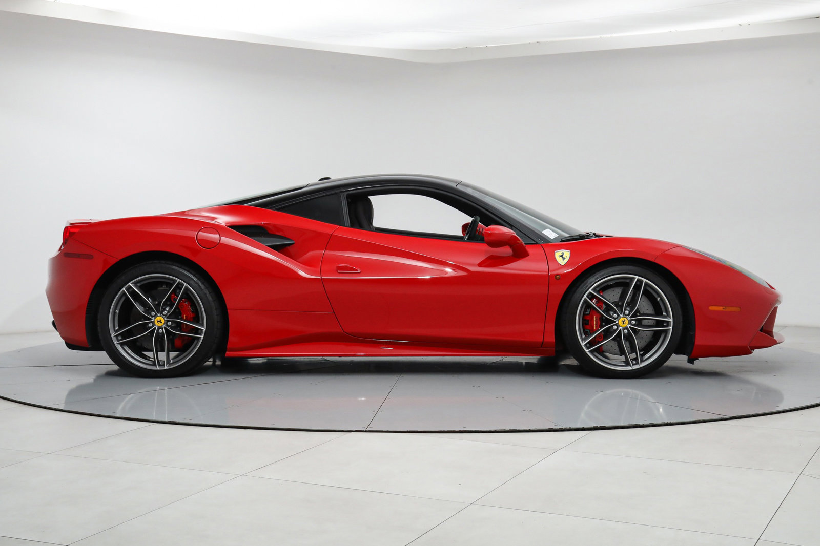 2018 FERRARI 488 GTB, 11/17