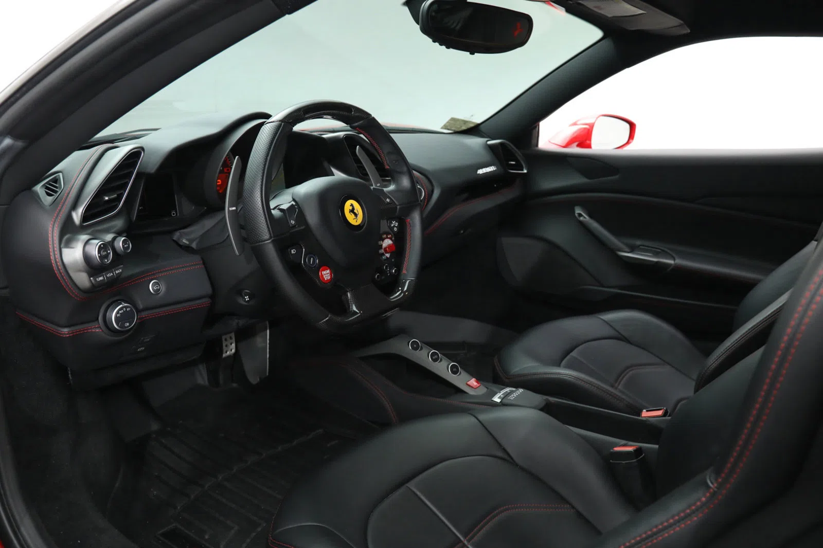 2018 FERRARI 488 GTB interior