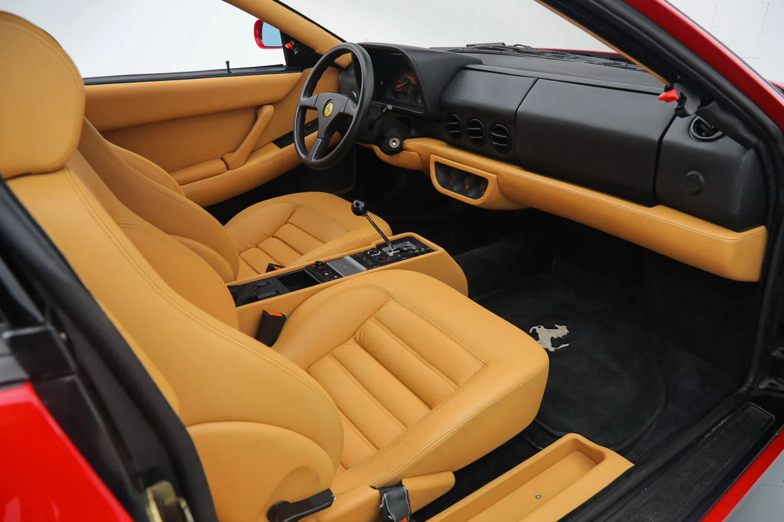1992 FERRARI 512 TR interior
