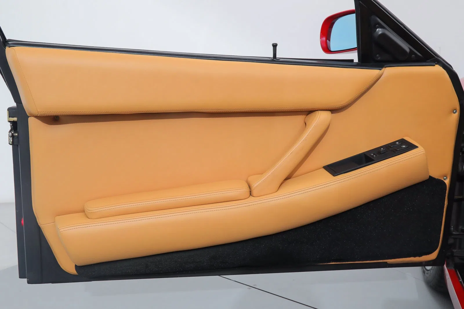 1992 FERRARI 512 TR interior, door panel