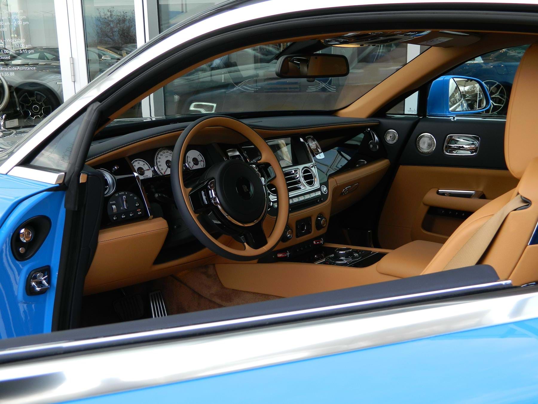2018 Rolls-Royce Wraith MY2108 One of One French Racing Wraith, 19/20