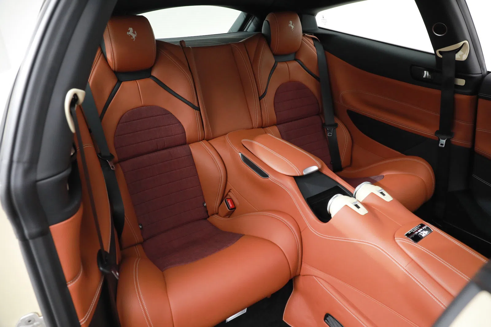 2018 Ferrari GTC4 Lusso interior, seats