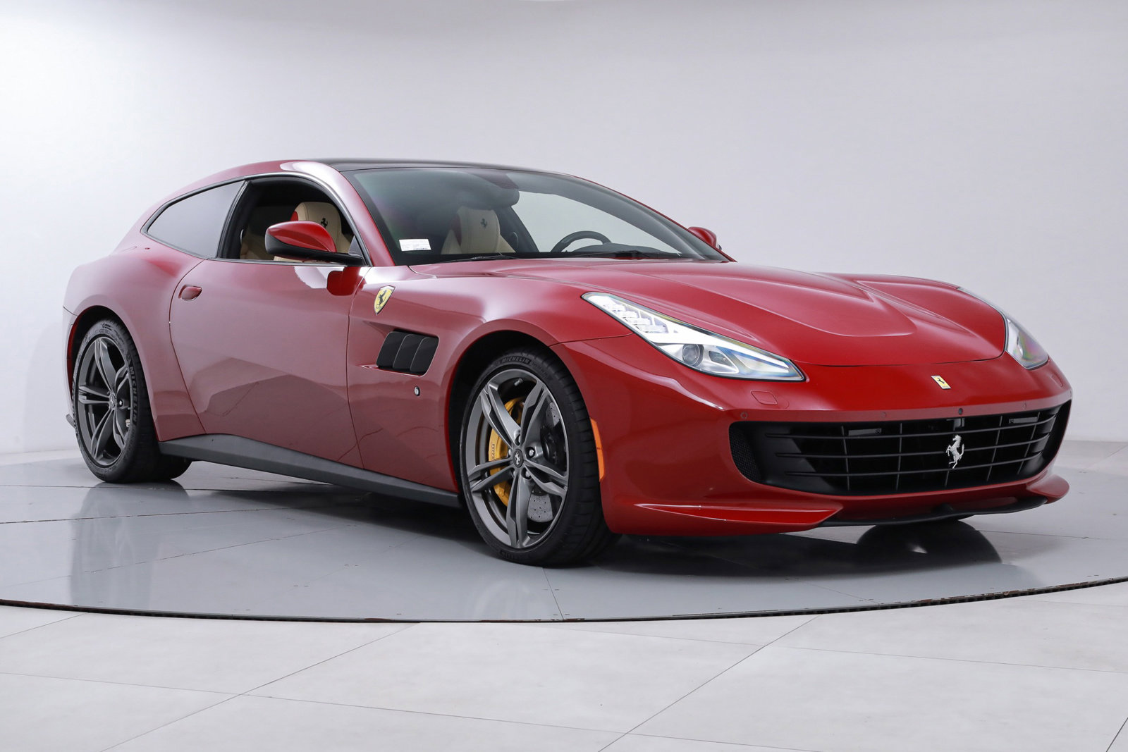 2018 FERRARI GTC4 LUSSO