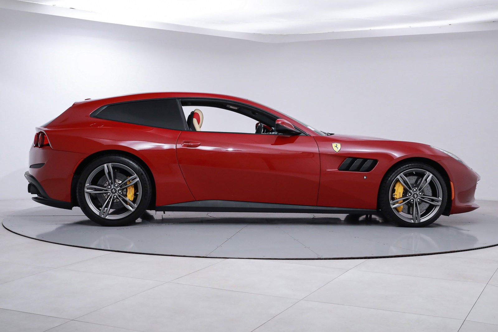 2018 FERRARI GTC4 LUSSO, 13/20