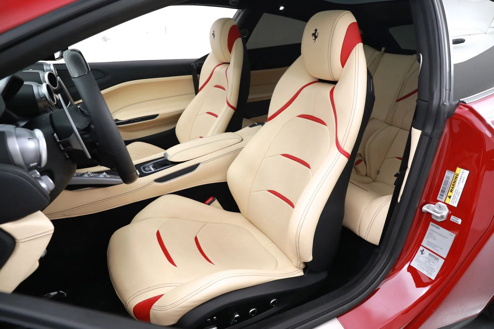 2018 Ferrari GTC4 Lusso interior, seats
