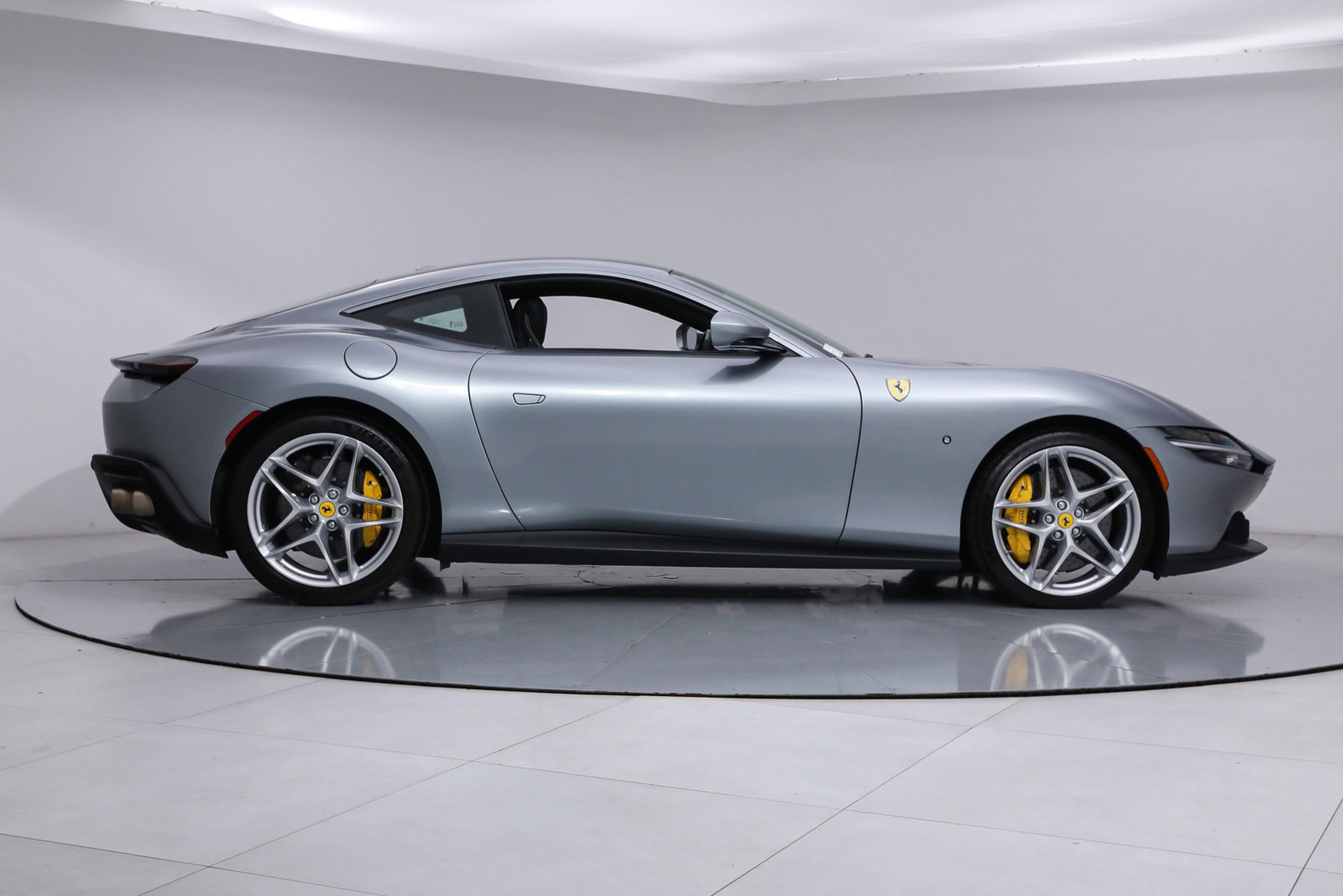 2021 FERRARI ROMA, 4/20