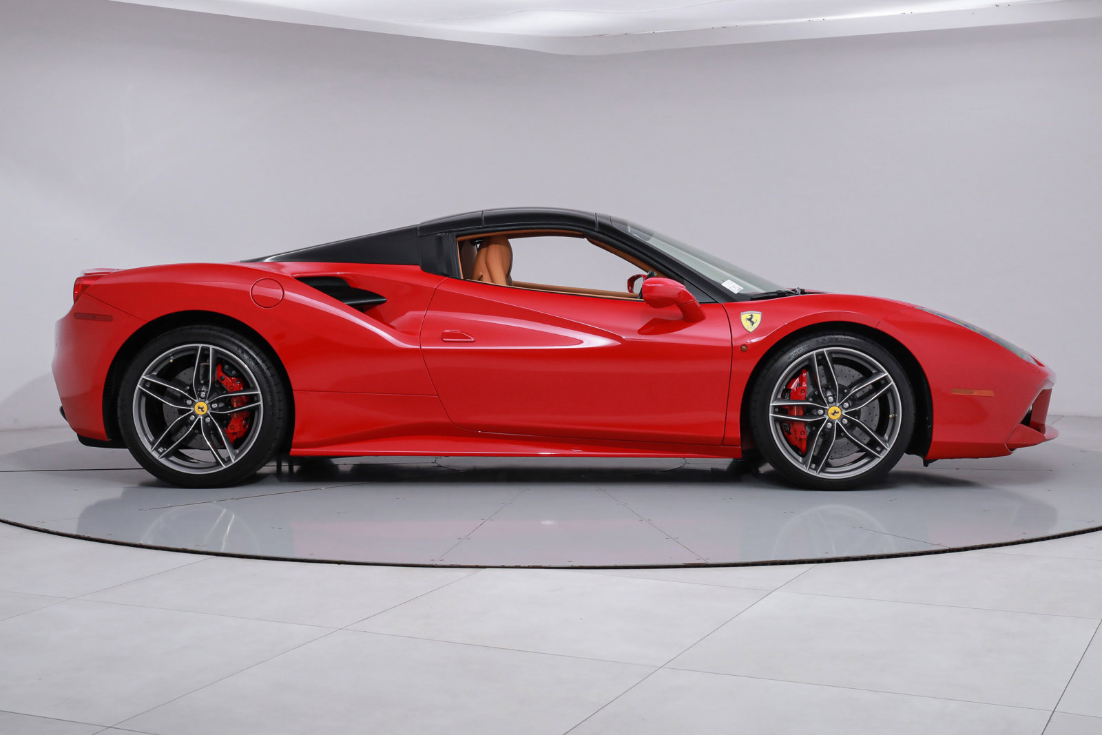 2018 FERRARI 488 SPIDER, 15/19