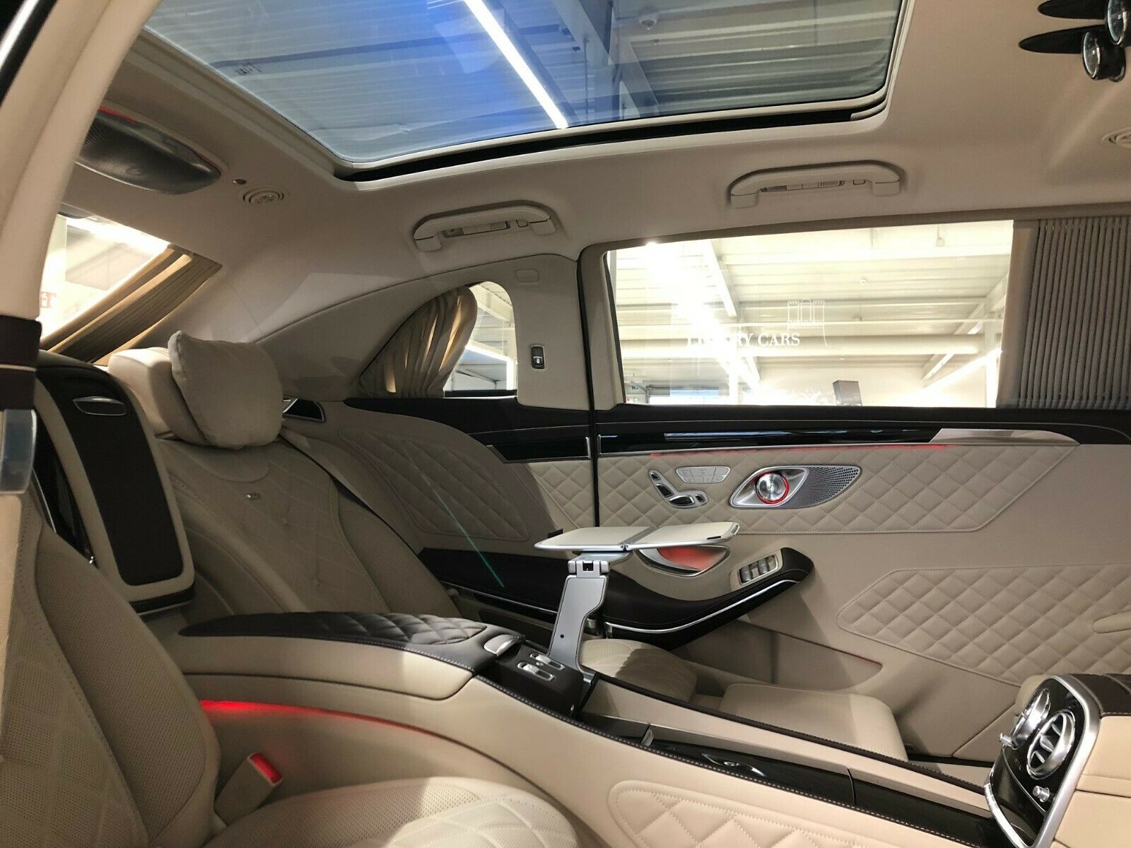 2017 Mercedes-Benz S 600 Maybach Pullman, 11/19